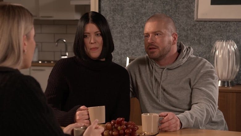 Assistir Secret Lives Temporada 27 Episódio 145 Online em HD