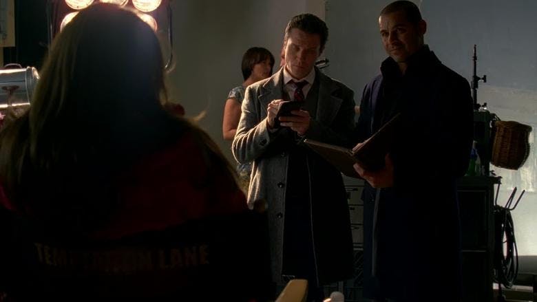 Assistir Castle Temporada 3 Episódio 18 Online em HD