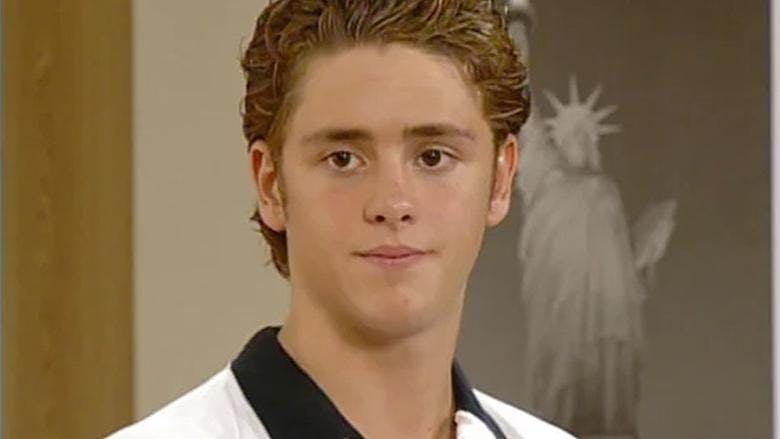 Assistir Rebelde Temporada 1 Episódio 38 Online em HD