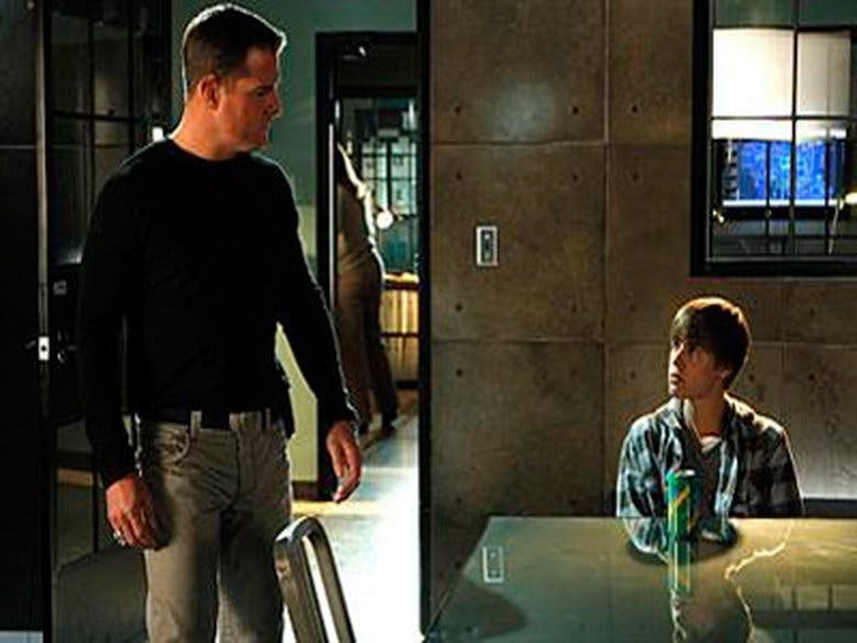 Assistir CSI: Investigação Criminal Temporada 11 Episódio 15 Online em HD