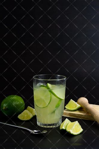 Caipirinha de limão