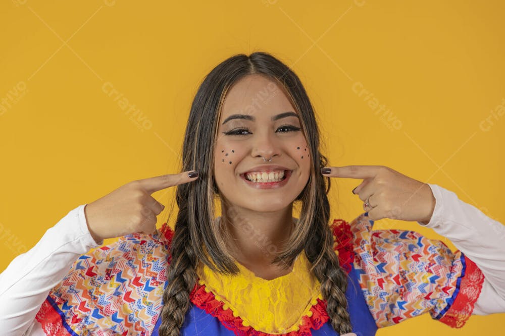 Mulher Bonita Com Pintas Na Bochecha Festa Junina Ou Julina