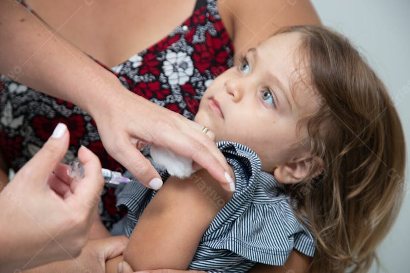 Vacina vacinando criança 1
