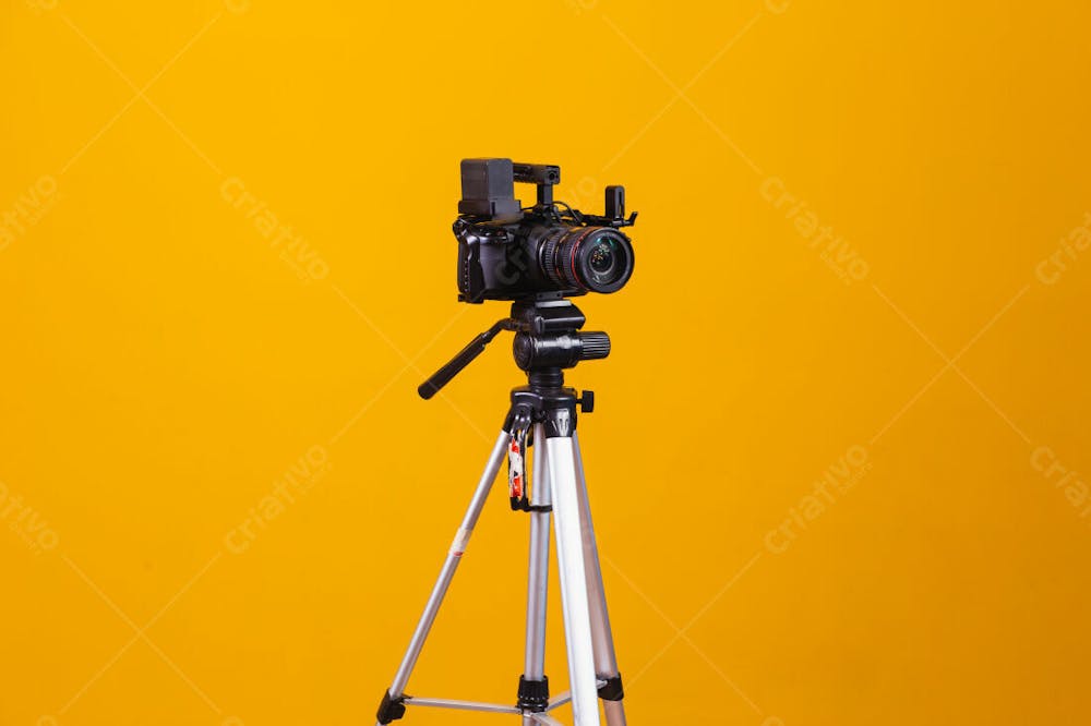 Camera Fotografica No Tripé