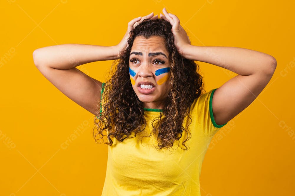 Mulher Torcedora Brasil Copa Do Mundo Preocupada 3