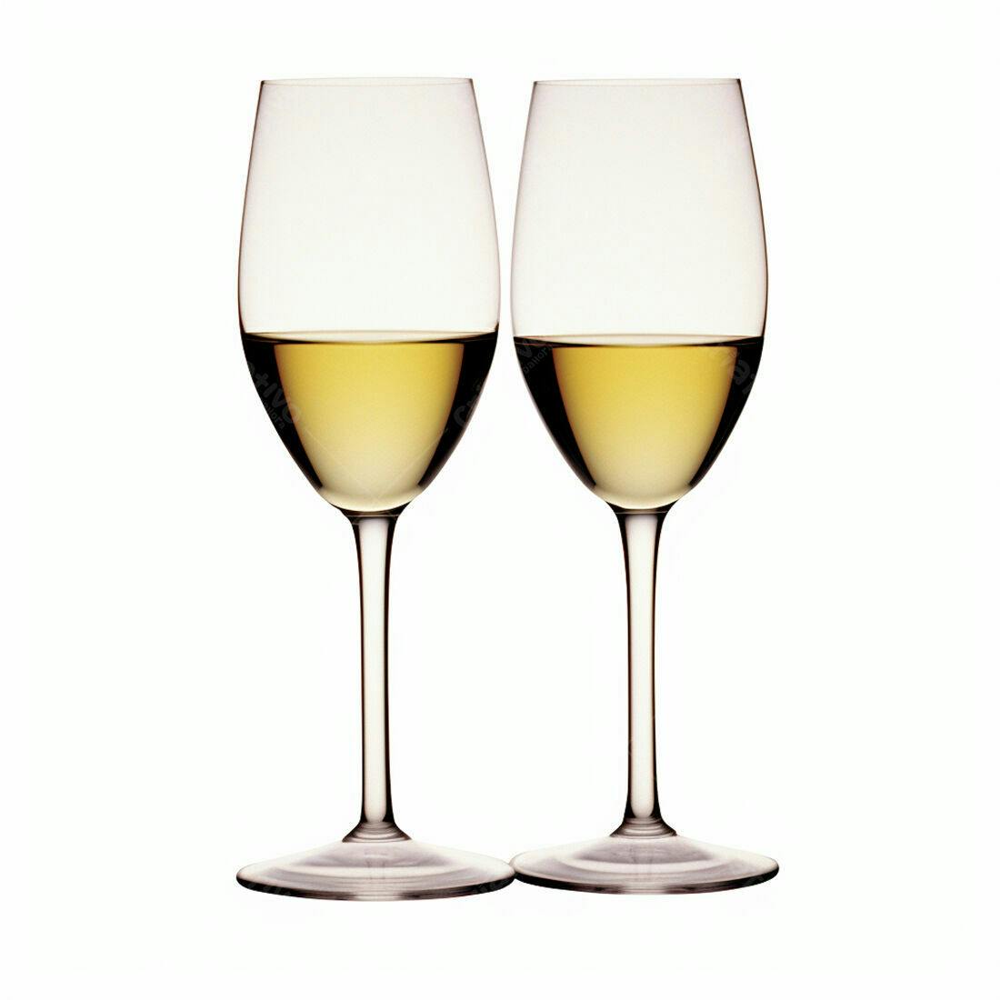 Duas taças de vinho branco