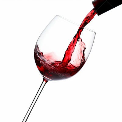 Taça De Vinho Em Fundo Branco Bebidas  (18)
