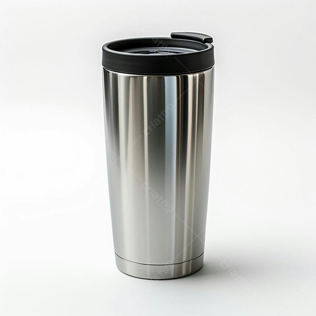 Caneca térmica de aço inox isolada