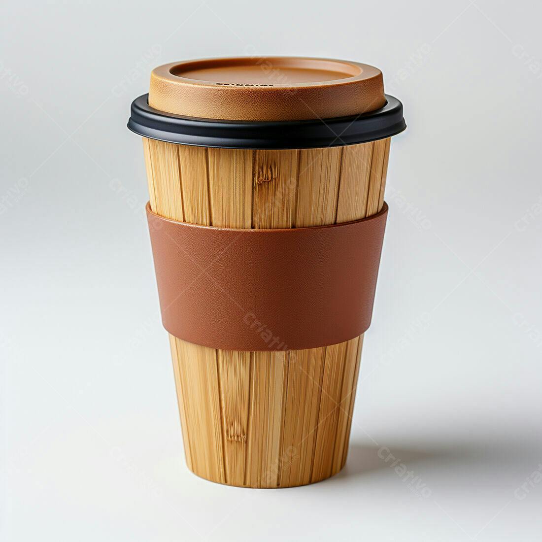 Copo de bambu com tampa marrom