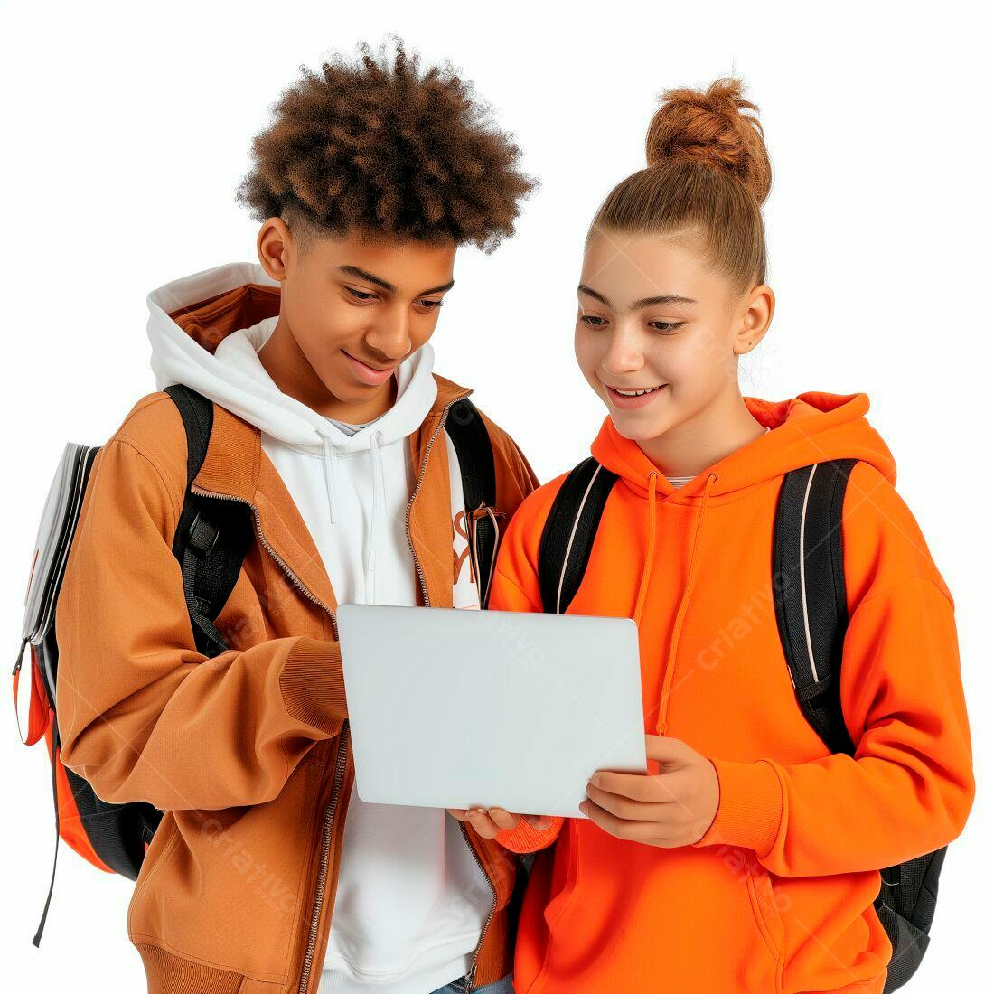 Estudantes adolescentes usando laptop