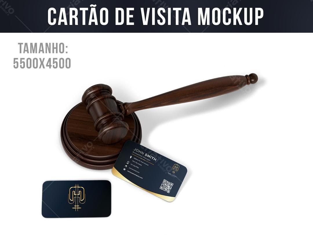 Mockup de Cartão de Visita com Martelo de Juiz: Design Profissional
