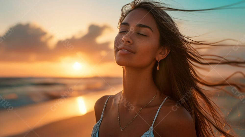 Mulher Com Pele Bronzeada Em Um Por Do Sol Na Praia 13
