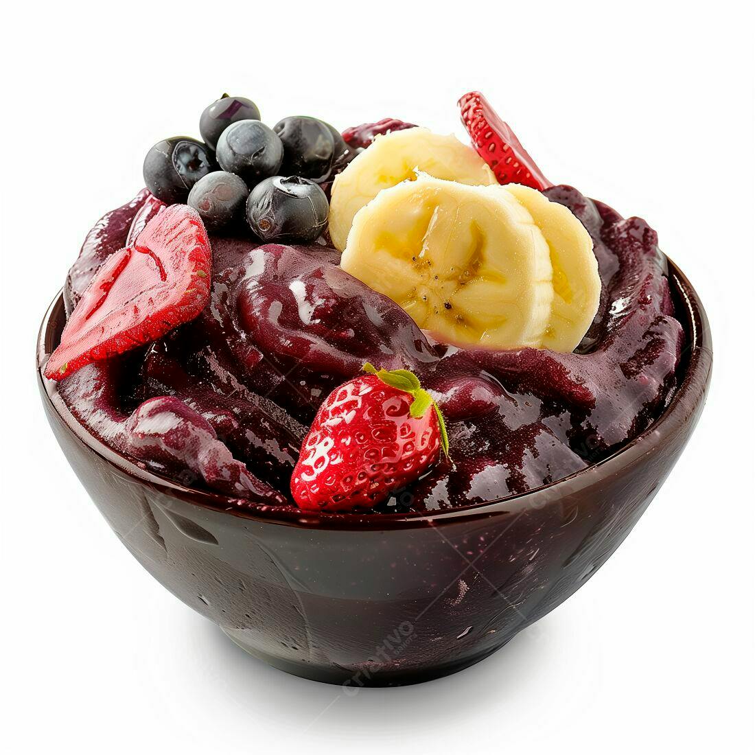 Açaí com frutas vermelhas e banana