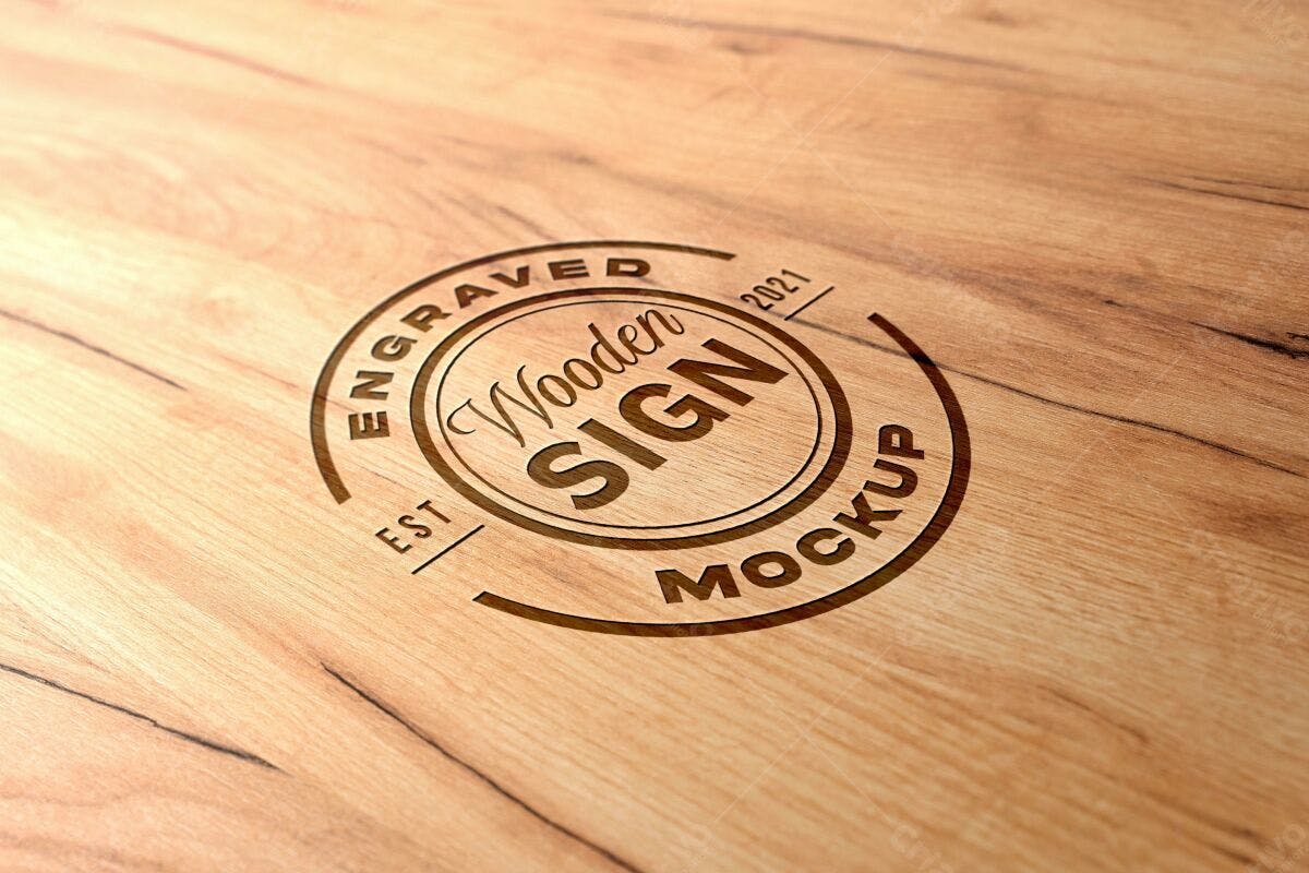 Mockup de Logotipo em Madeira Gravada PSD Editável