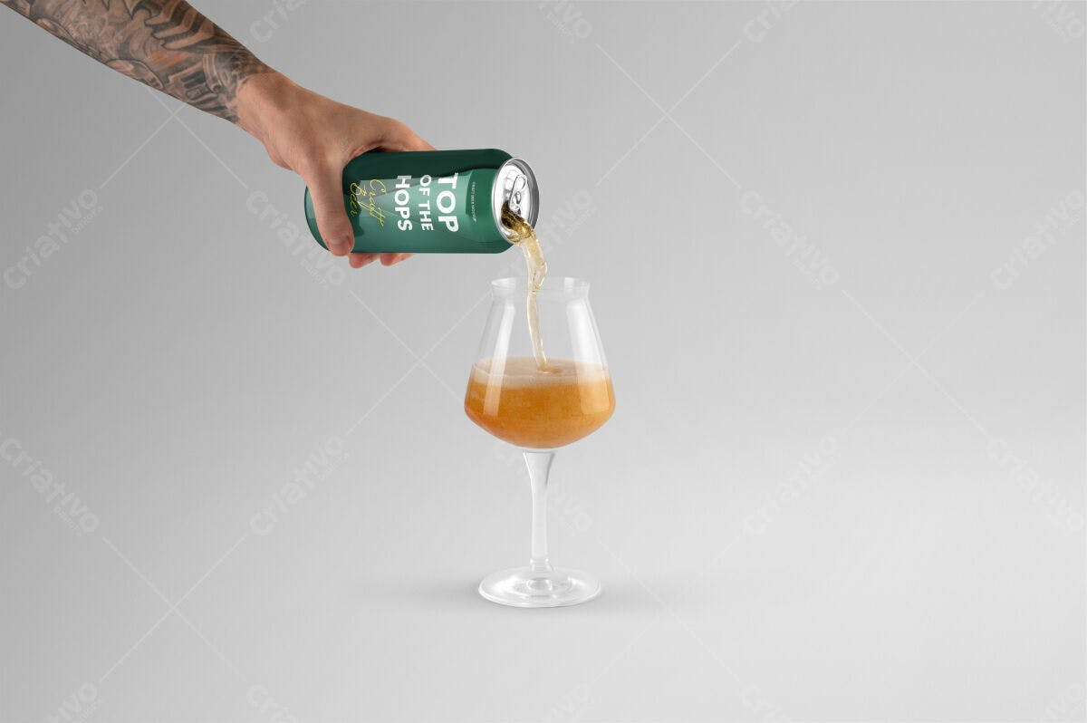 Mockup de Lata de Cerveja Artesanal PSD Editável