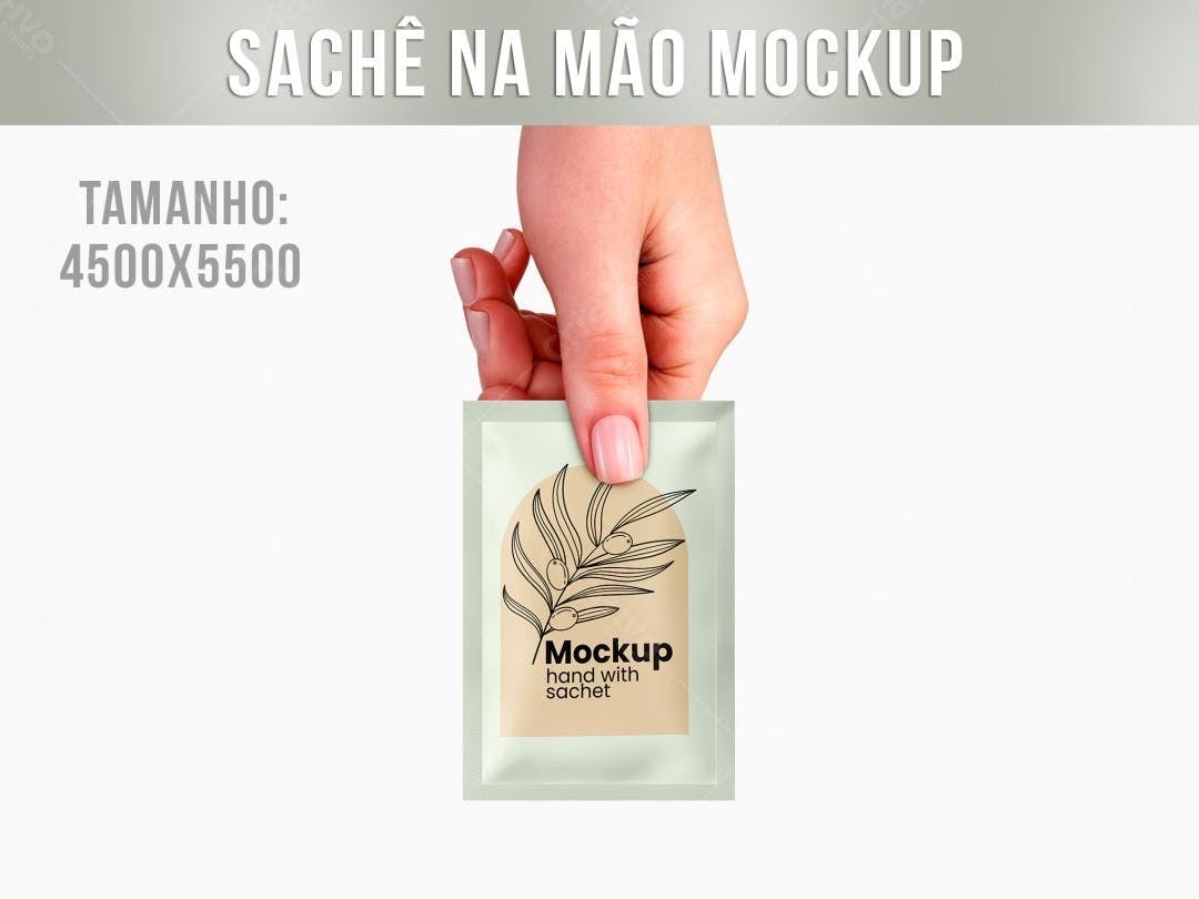 Mockup de Sachê na Mão: Design Minimalista com Detalhes em Verde e Bege