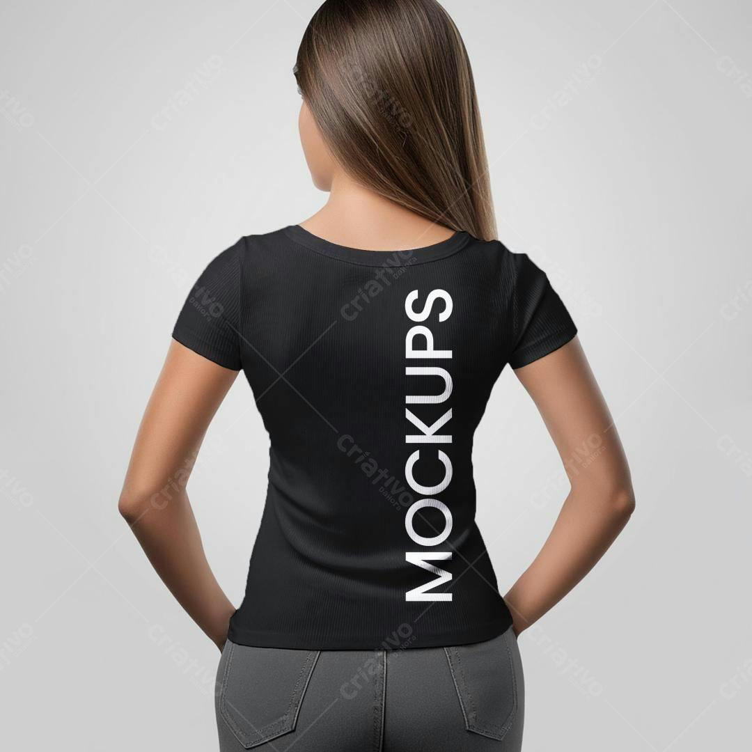Mockup Camiseta Preta Feminina: Vista Traseira Realista