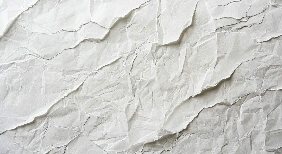 Papel amassado textura branco
