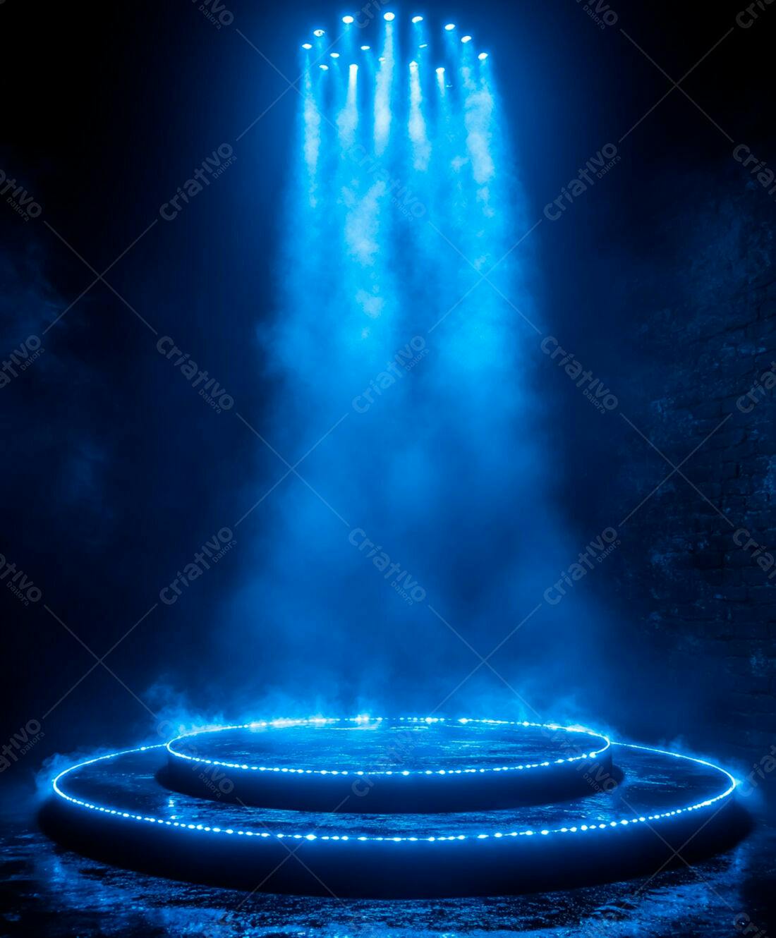 Palco iluminado azul com névoa