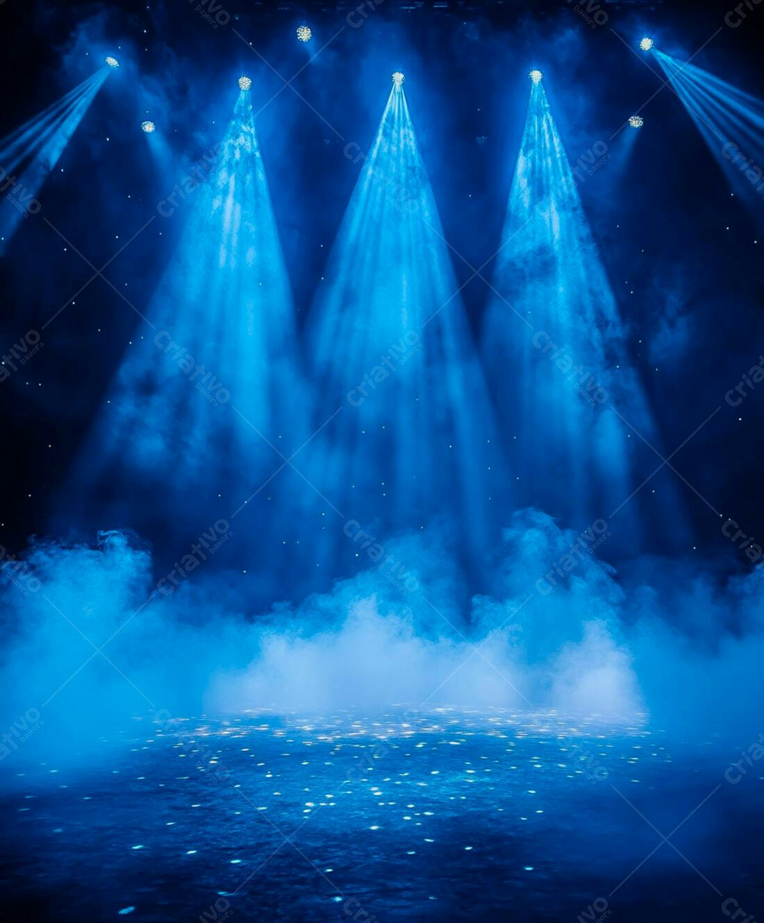 Palco com iluminação azul e névoa