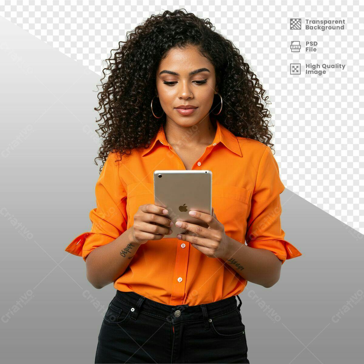 PSD para Mockup de Tablet com Mulher Negra PSD Editável