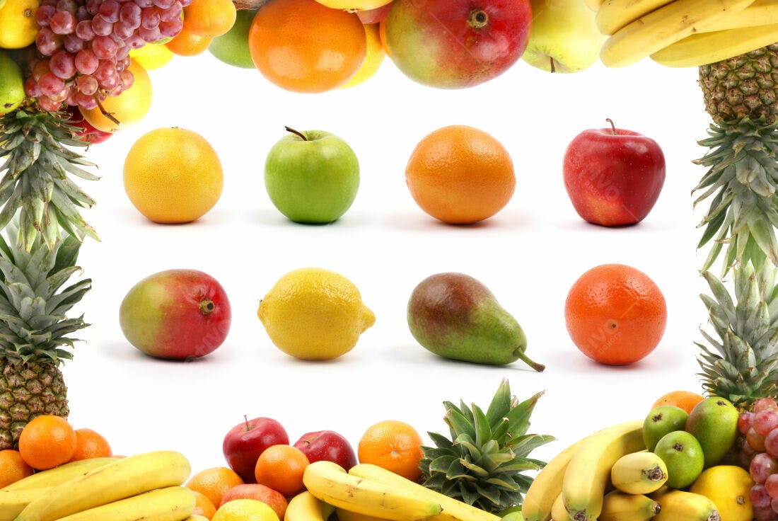 Frutas tropicais e maçãs em moldura