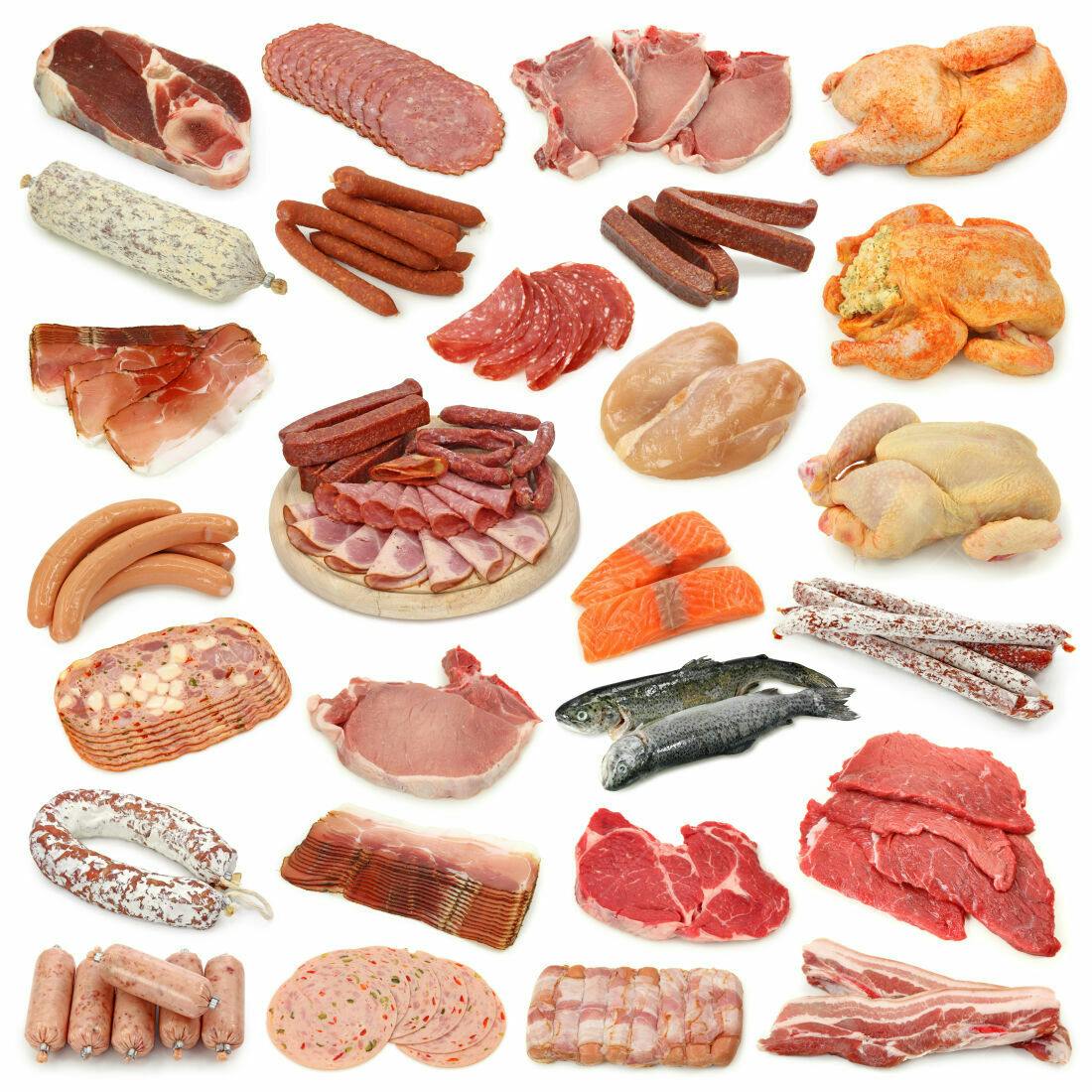 Variedade de carnes e embutidos frescos