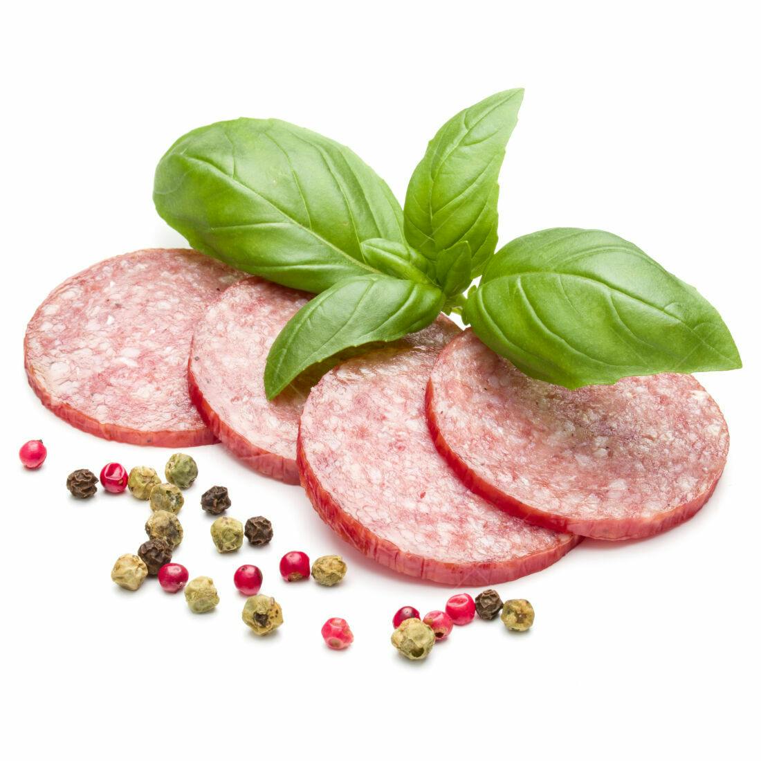 Fatias de Salame com Manjericão e Pimenta