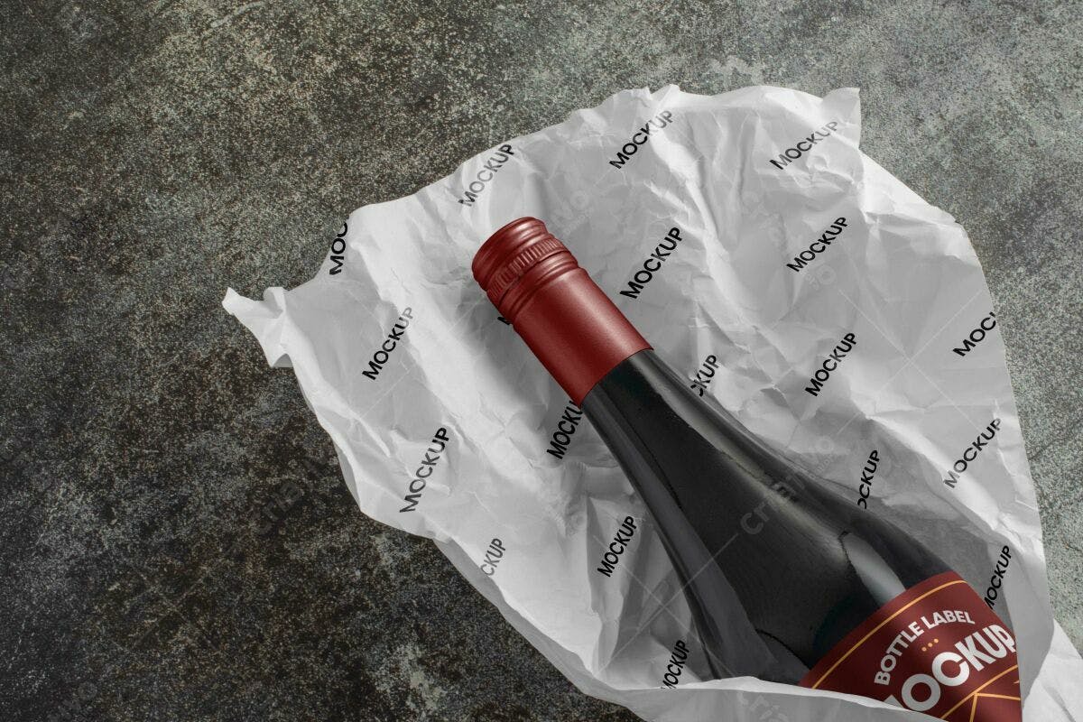 Mockup Garrafa Vinho Tinto PSD Editável