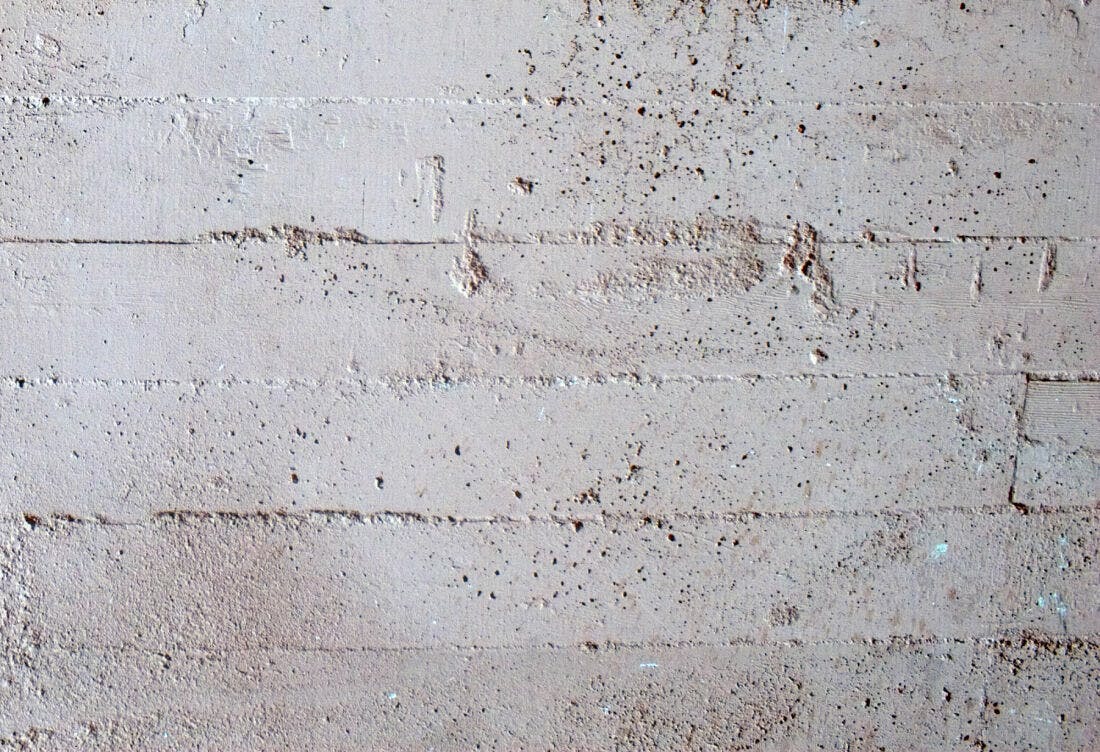Textura de Concreto Rosa Claro Linhas Horizontais