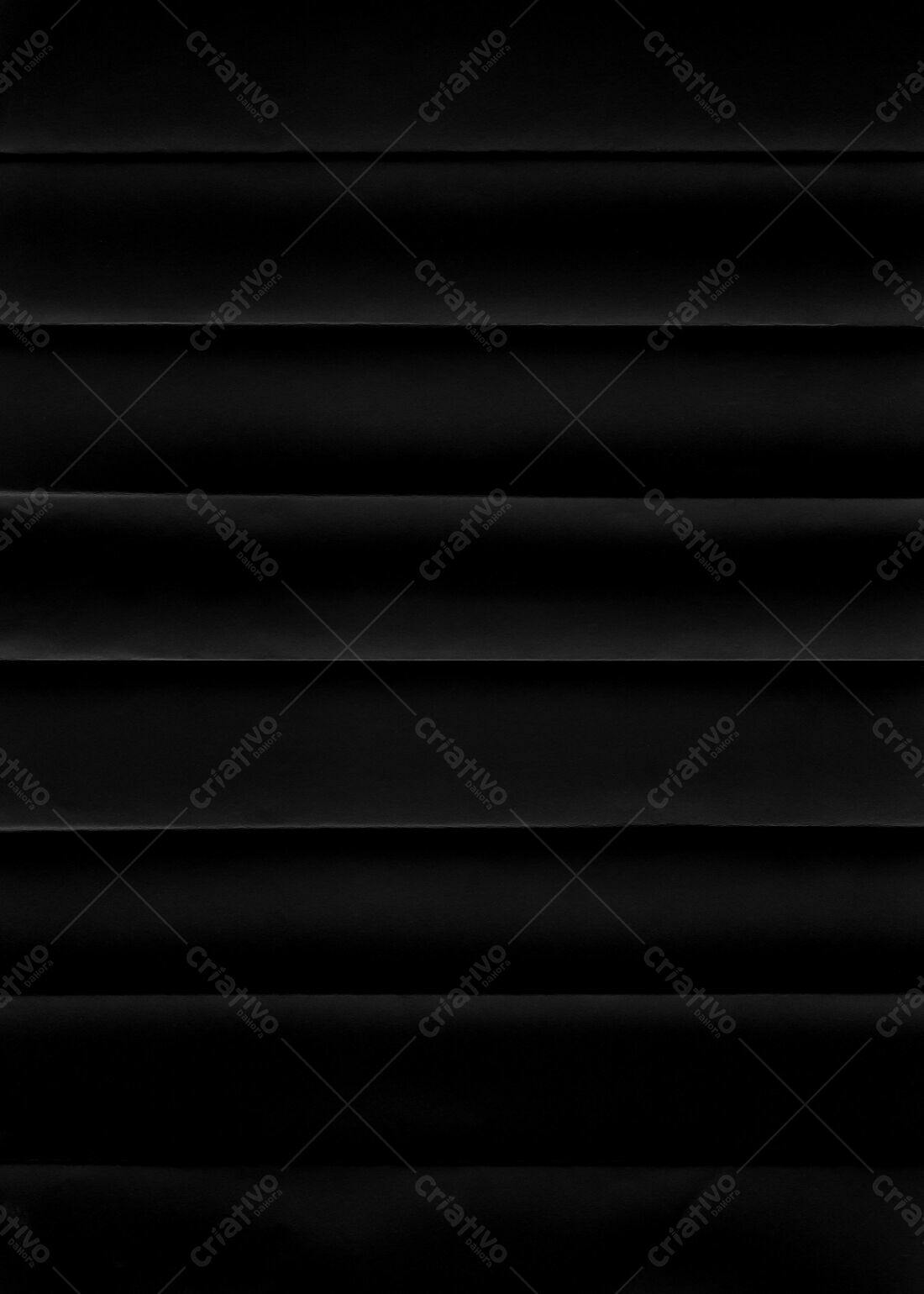 Textura Papel Preto Dobrado para Fundo