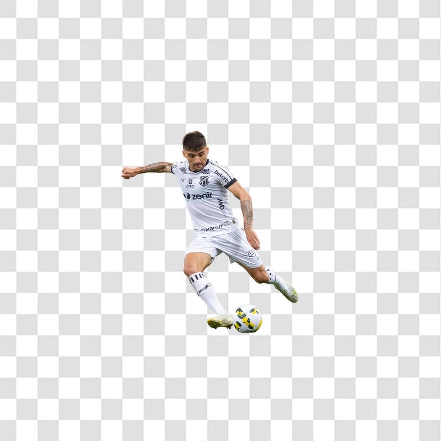 PNG Jogador de Futebol Chutando Bola com Fundo Transparente