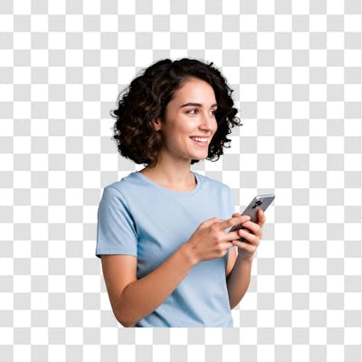 PNG mulher usando celular olhando para o lado feliz