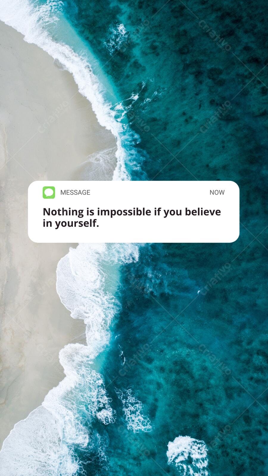 Onda na praia com mensagem inspiradora