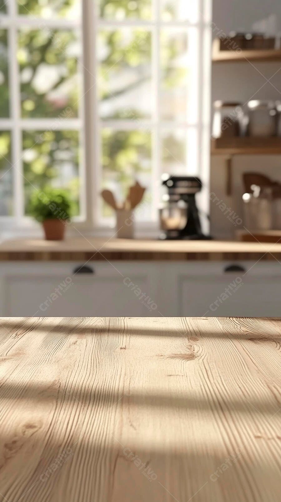 Mesa de madeira em cozinha iluminada