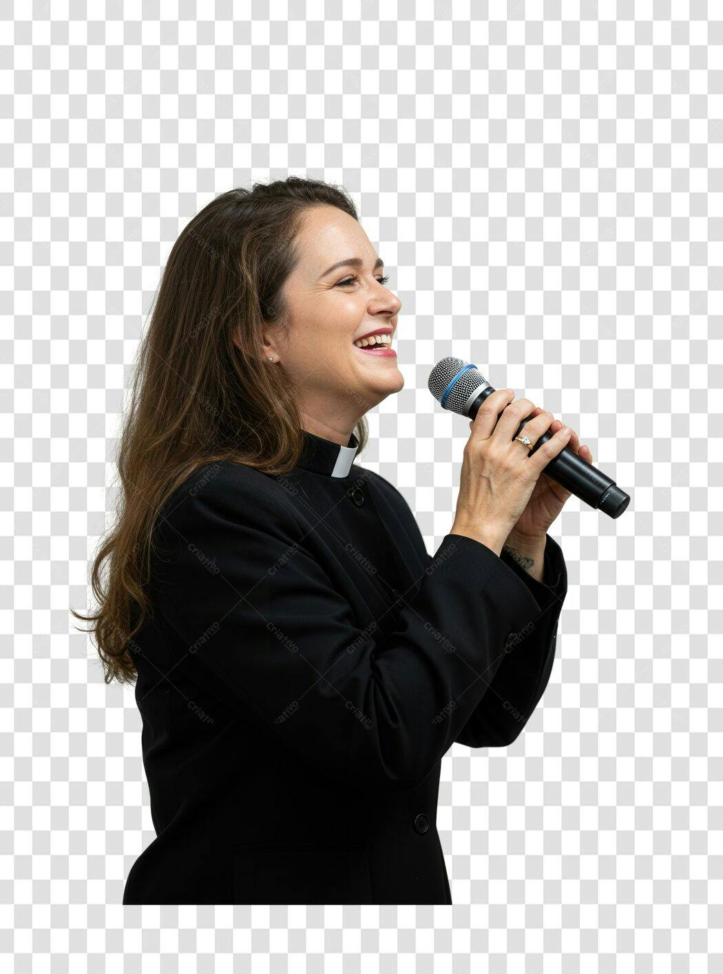 Imagem PNG mulher cantando com microfone fundo transparente