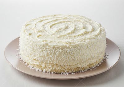 Bolo de Coco com Cobertura e Coco Ralado3G