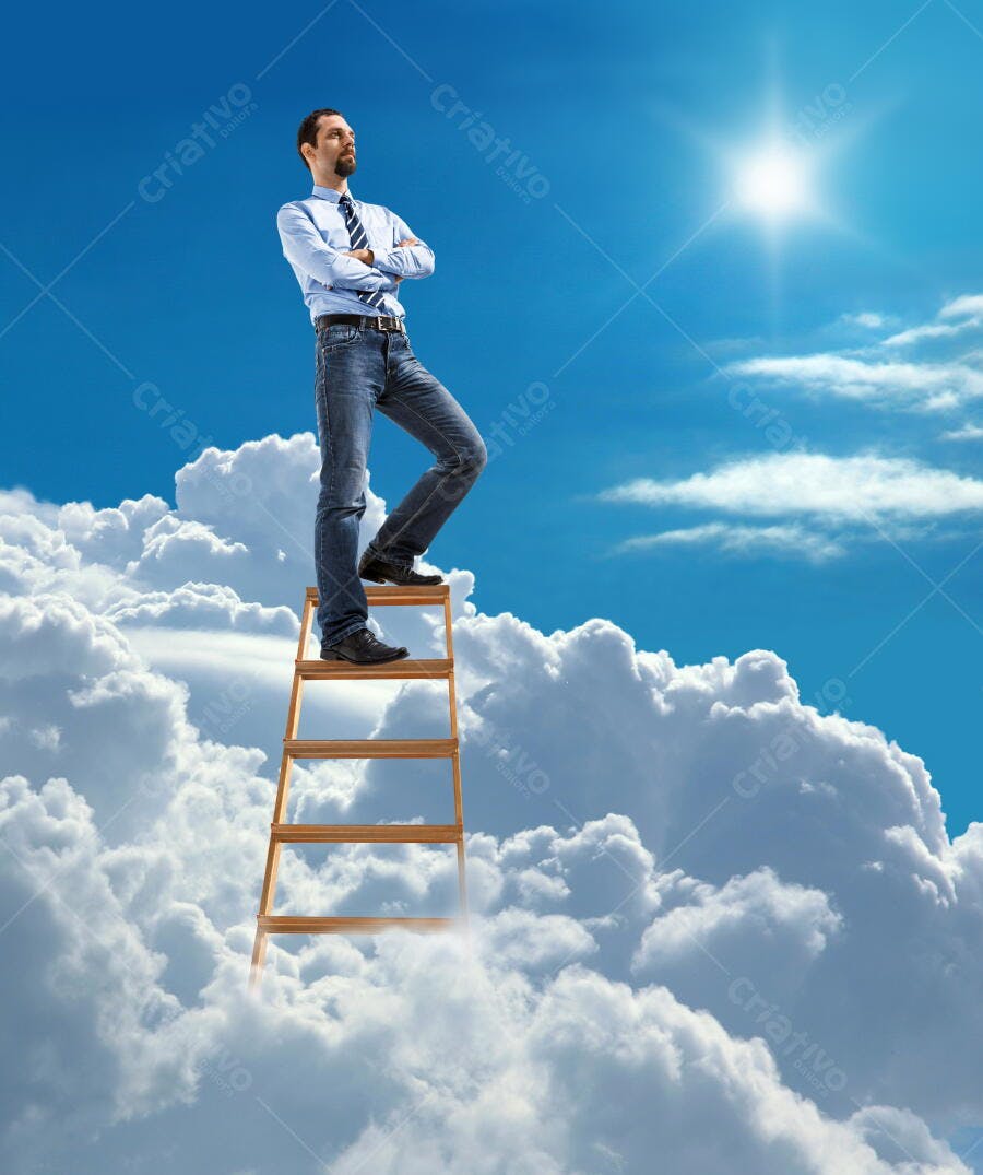 Homem de negócios em escada nas nuvens
