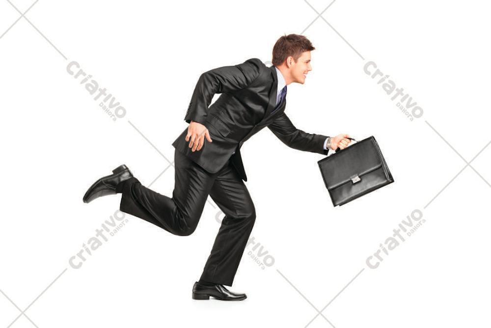 Businessman running with briefcase white background | Fotos Premium ...
