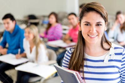 Estudantes  (39)