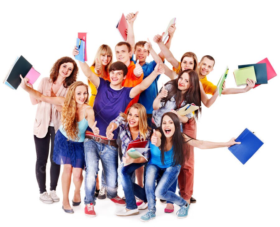 Estudantes felizes com livros e cadernos