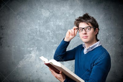 Estudantes  (45)