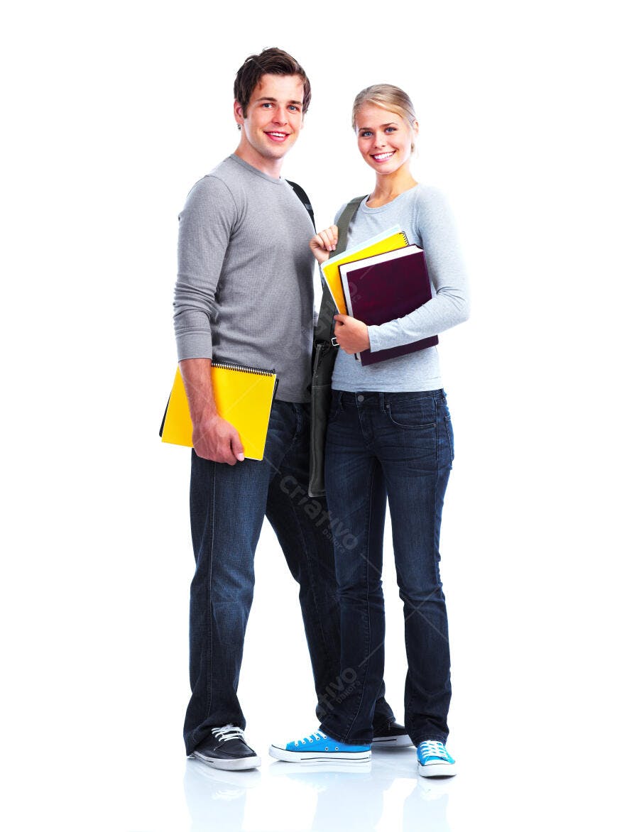 Estudantes universitários com livros e cadernos