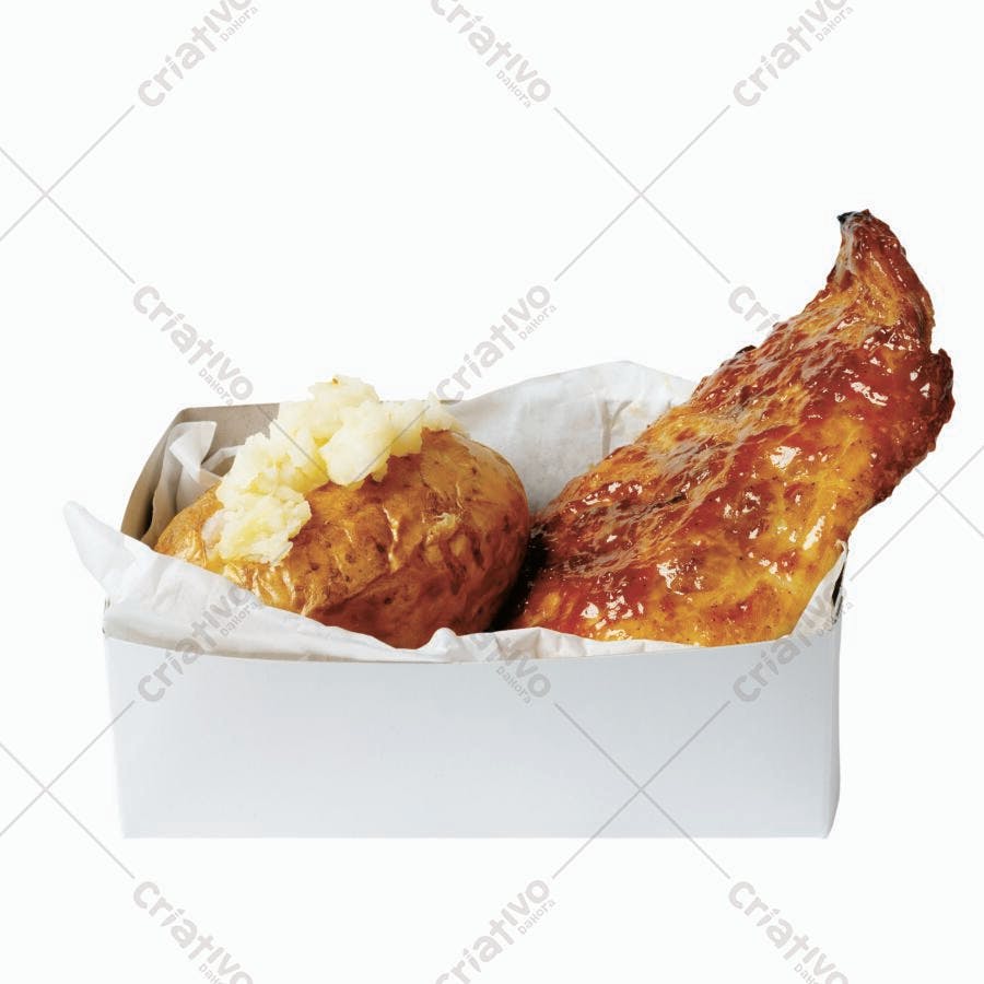 Batata assada com frango barbecue em caixa