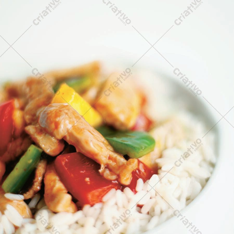 Frango com legumes e arroz