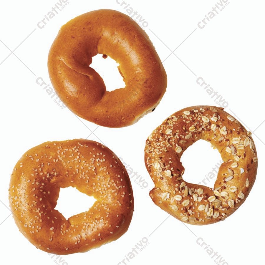 Três bagels assados diferentes