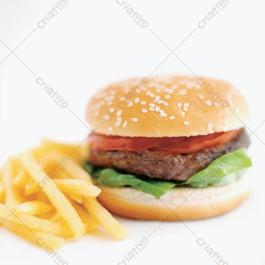 Hambúrguer e Batata Frita Clássicos