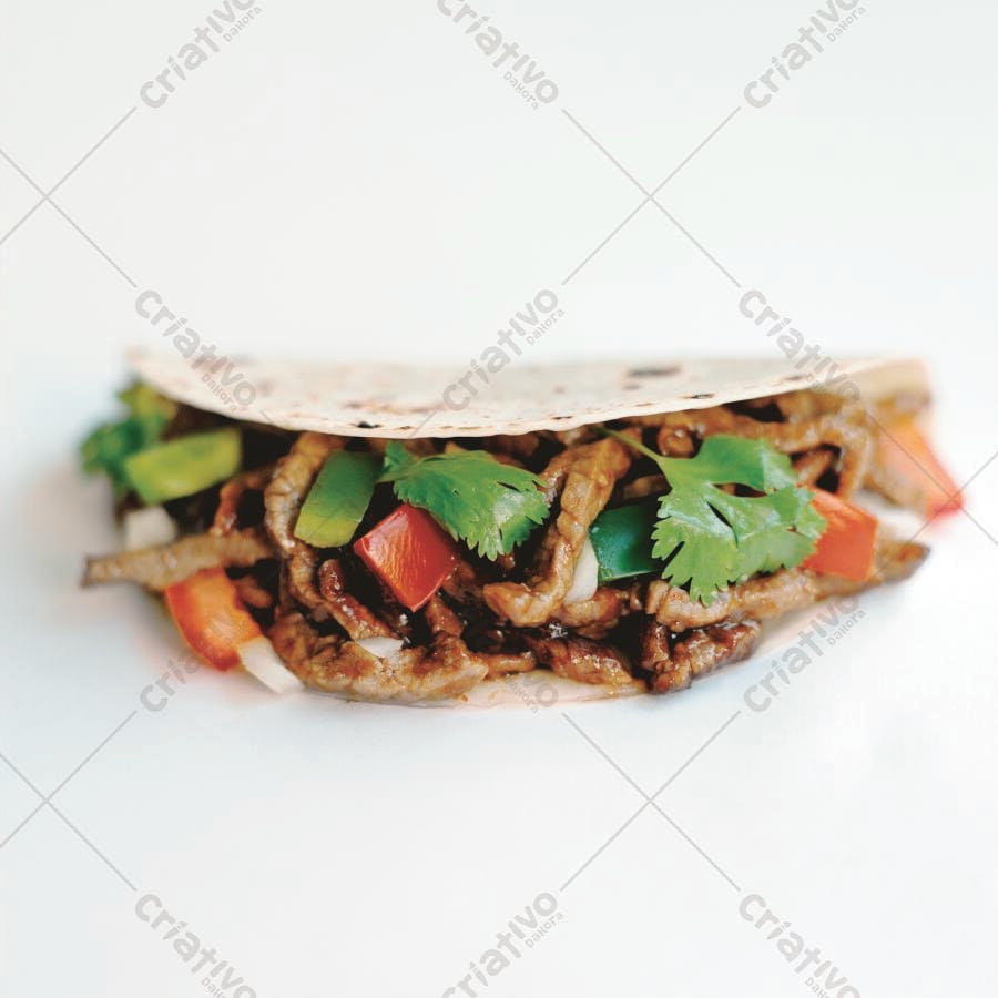 Taco de Carne com Pimentões e Coentro