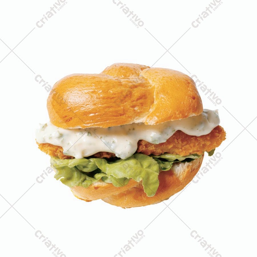 Sanduíche de peixe frito com molho cremoso