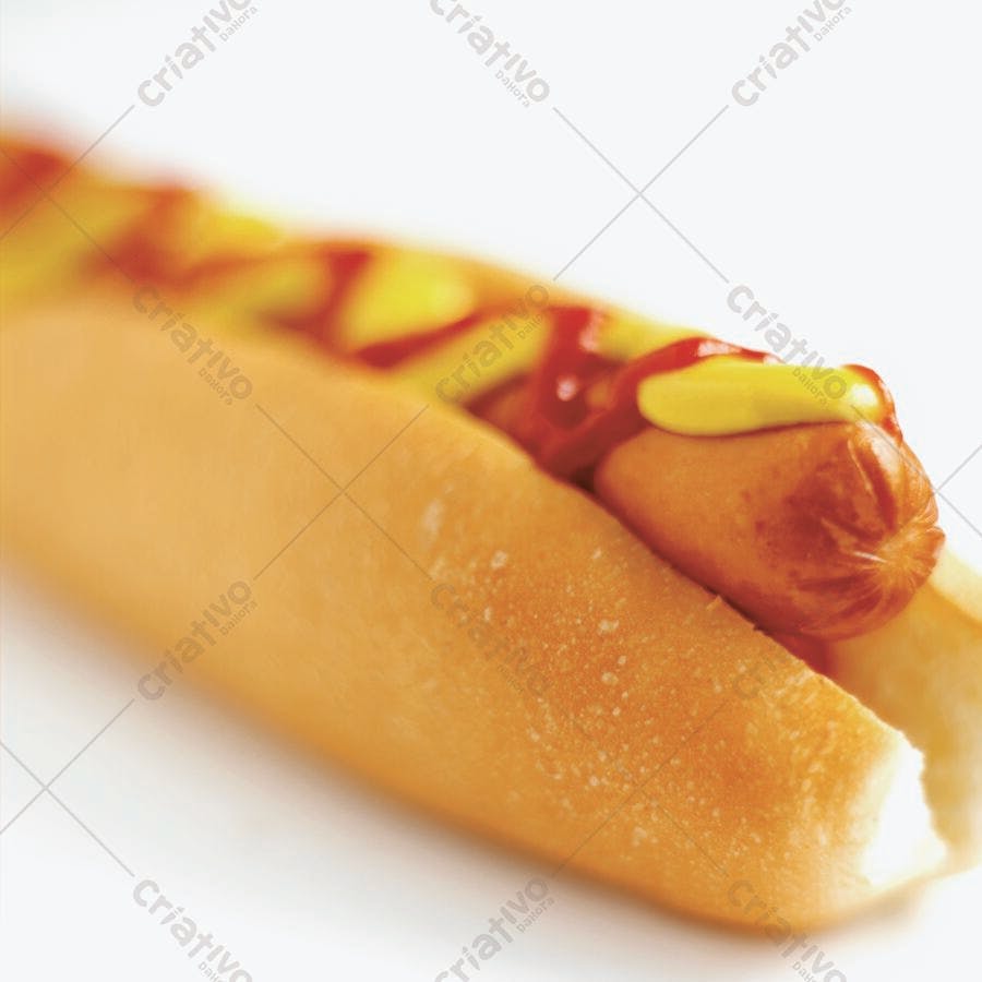 Hot dog com mostarda e ketchup